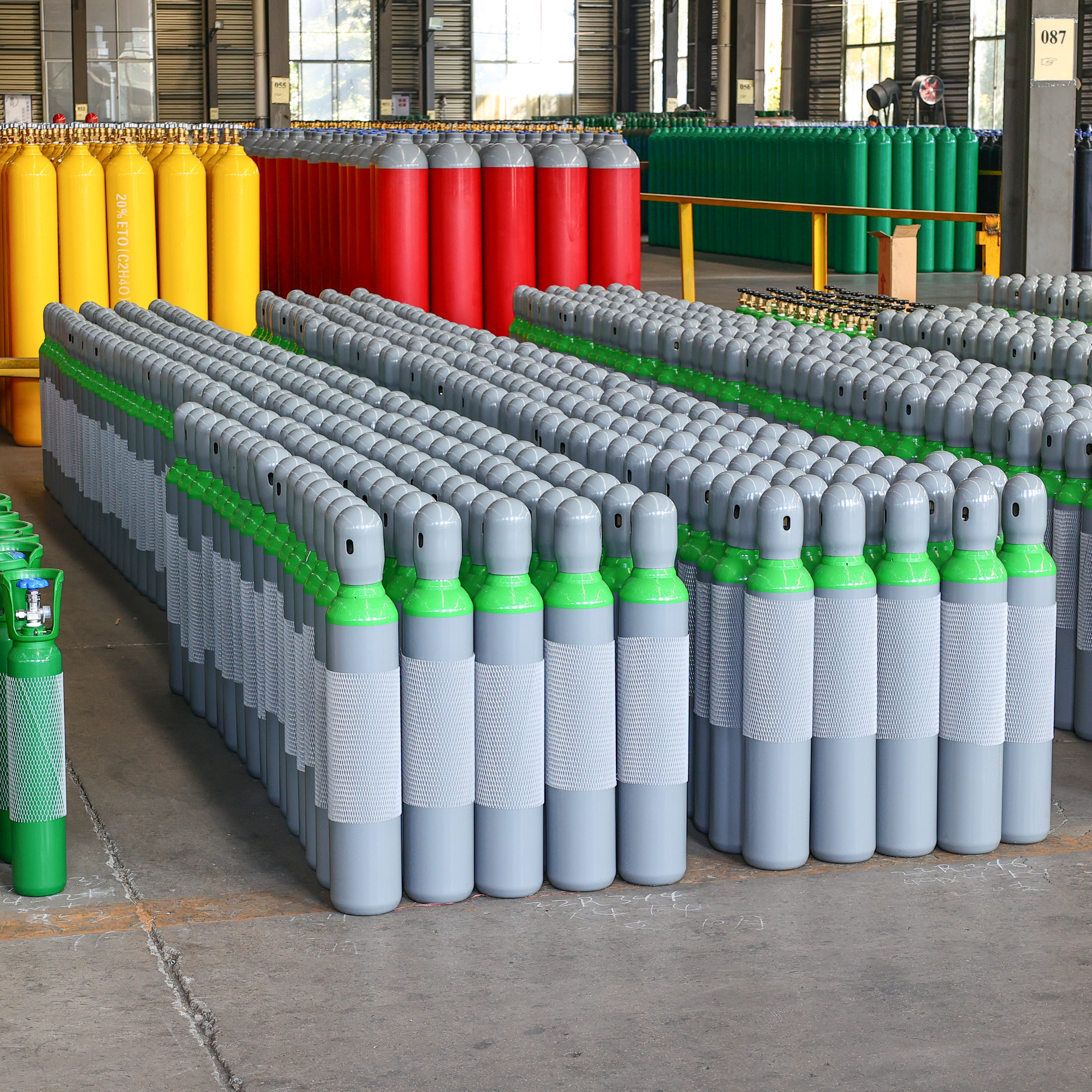 10L 200Bar ISO9809 TPED Standard Seamless Steel Cylinder Gas Cylinder